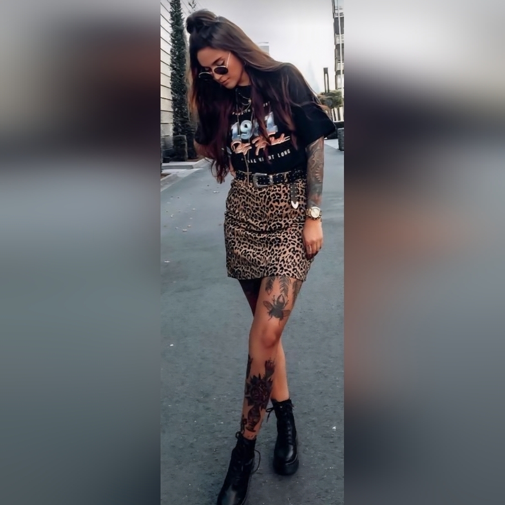 Blank NYC Leopard Print Mini Skirt Sz 26 Brown Taupe Animal Print Denim NWT - Picture 10 of 12